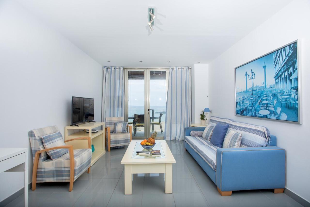 Great Balcony Over Blue Sea By Canariasgetaway Las Palmas de Gran Canaria Kültér fotó