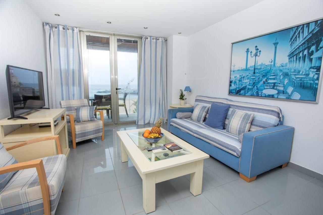 Great Balcony Over Blue Sea By Canariasgetaway Las Palmas de Gran Canaria Kültér fotó